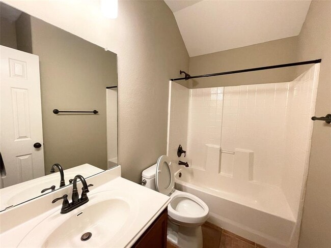 Building Photo - 111 S Gadwall Ln