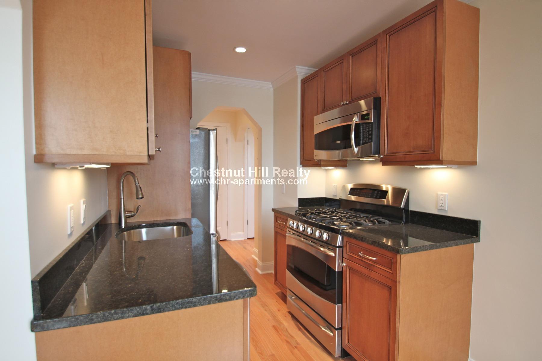 Building Photo - 56 Brattle St