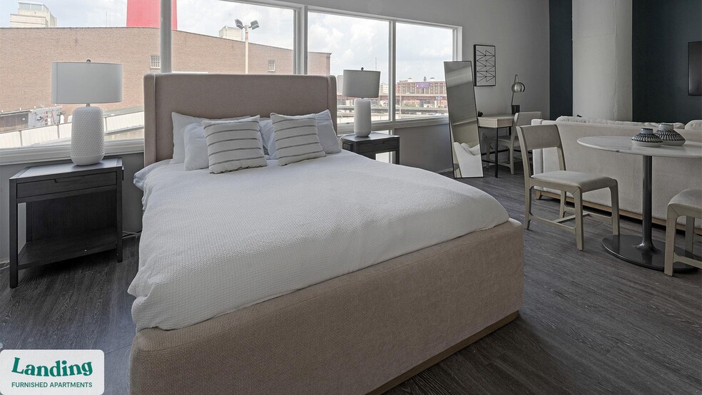 Building Photo - 222 E Saratoga St