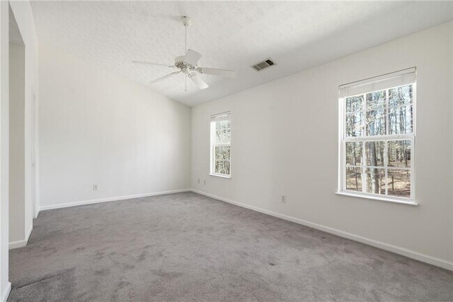 Building Photo - 2913 Greyhawk Ln