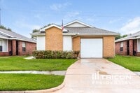 Building Photo - 3251 Jorns St