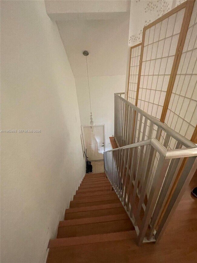 Building Photo - 8950 SW 69th Ct