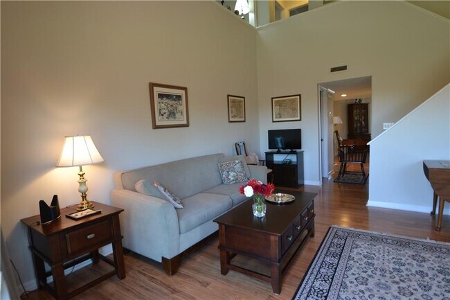 Building Photo - 49 Sea Breeze Ln