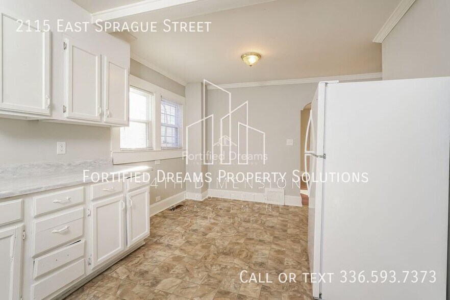Building Photo - 2115 E Sprague St