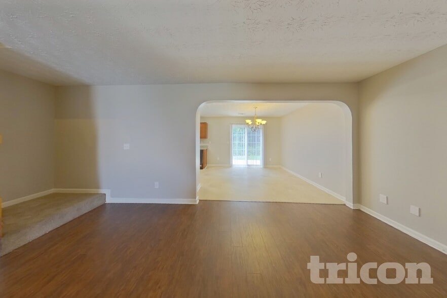 Building Photo - 741 Georgetown Ln