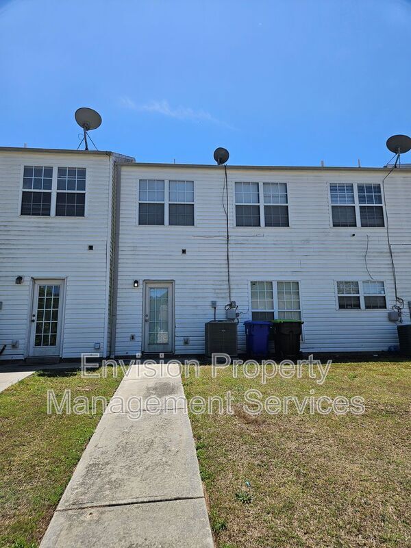 Building Photo - 3275 Oakley Pl