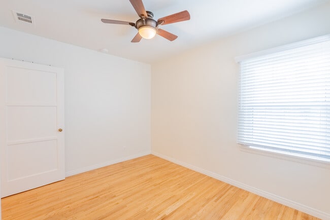 Bedroom 2 - 5025 Kester Ave