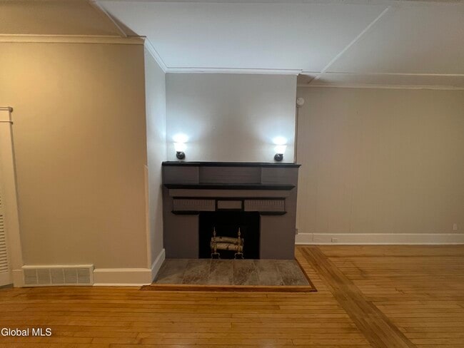 Building Photo - 1086 Wendell Ave