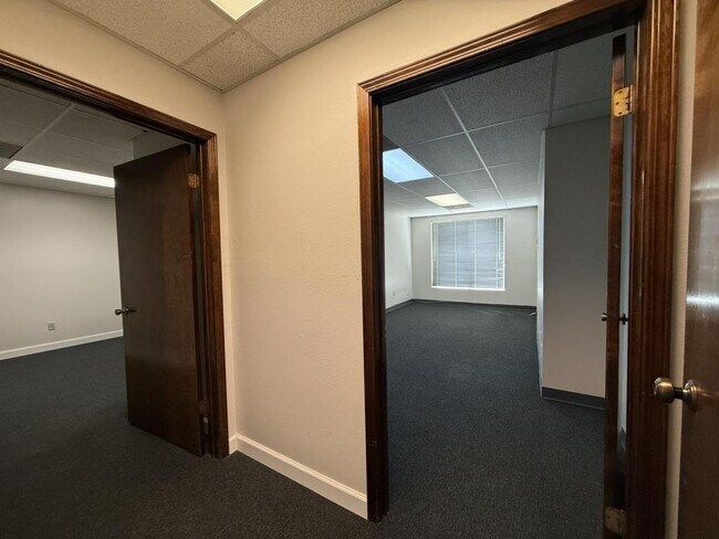 Building Photo - 4323 Division Street