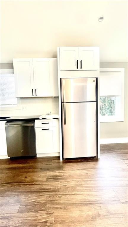 Building Photo - 216 Maple Ave