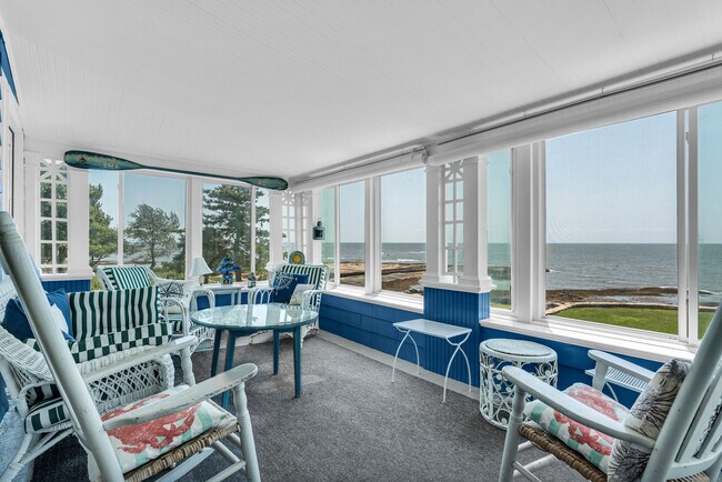 Building Photo - 67 Chimney Corner Cir