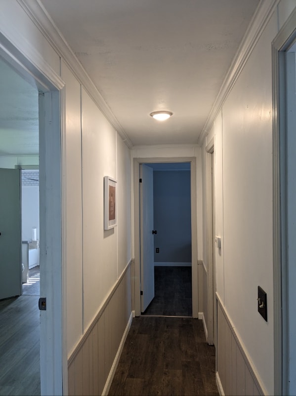 Building Photo - 101 W Skyway Dr