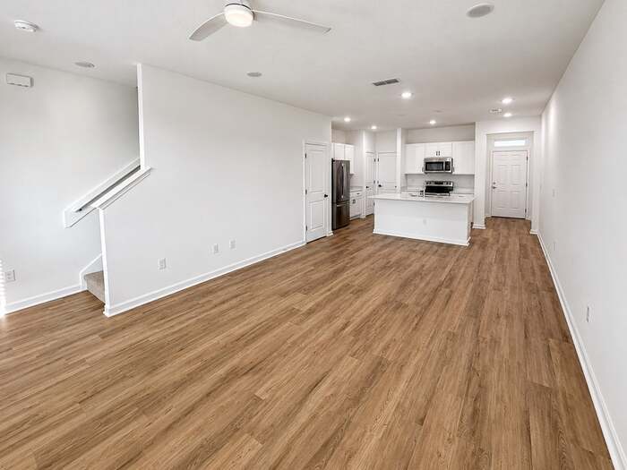 Building Photo - 8668 Elmo Ln