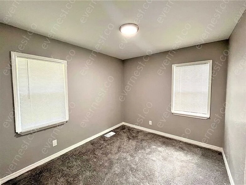 Building Photo - 1042 Winn St