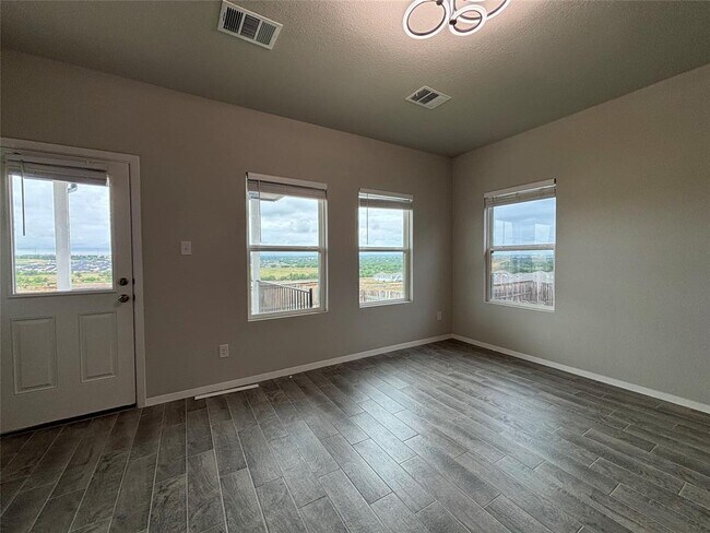 Building Photo - 11616 Comano Dr
