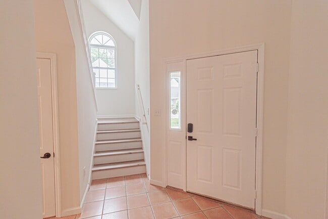 Building Photo - 1813 Windmere Way