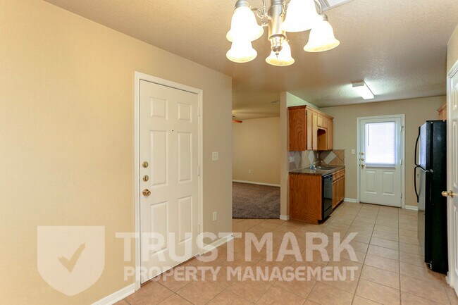 Building Photo - 4202 Elms Run Cir