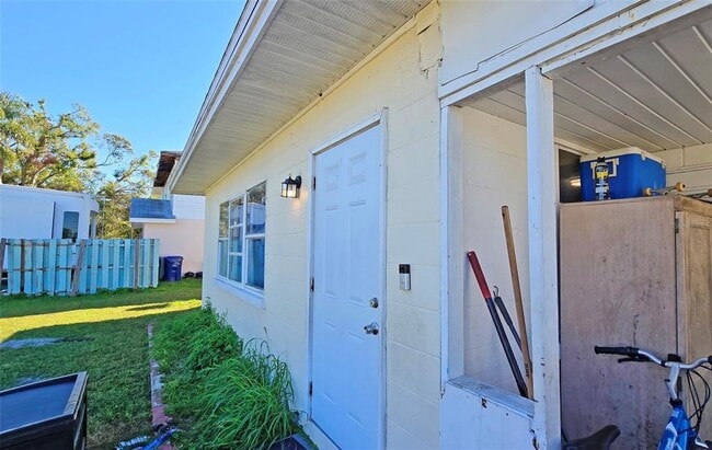 Building Photo - 3310 Lexington St