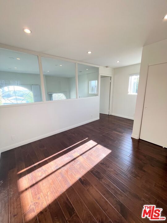 Building Photo - 8515 Alcott St