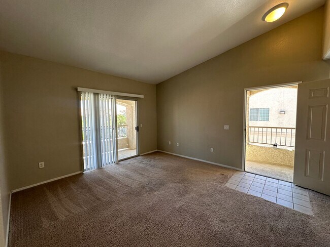 Building Photo - Las Vegas Condo available for rent.