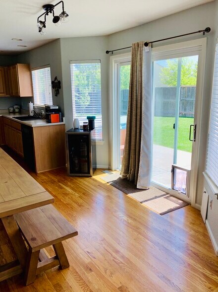 Building Photo - 4192 S Quatar St