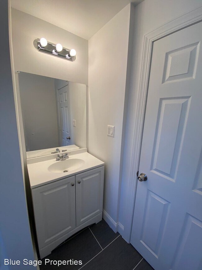Building Photo - 2 br, 1 bath House - 7007 Greenwood Ave