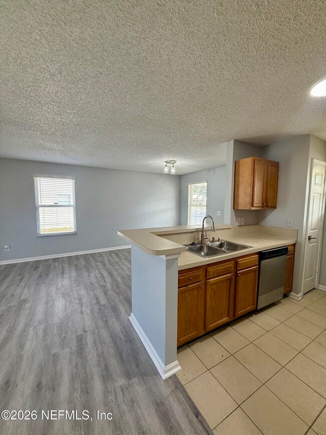 Building Photo - 3674 Honeydew Ln