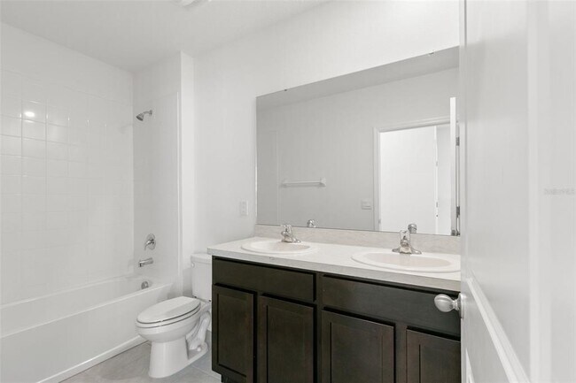 Building Photo - 5495 Warrington Town Path