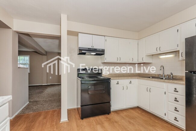 Building Photo - 7650 Damascus Dr