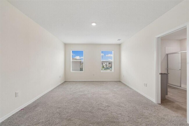 Building Photo - 8454 Ender Hls Dr