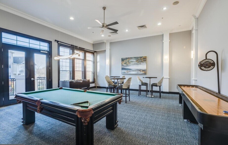 Building Photo - 11349 Aristotle Dr