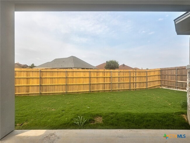 Building Photo - 505 Magan Ln