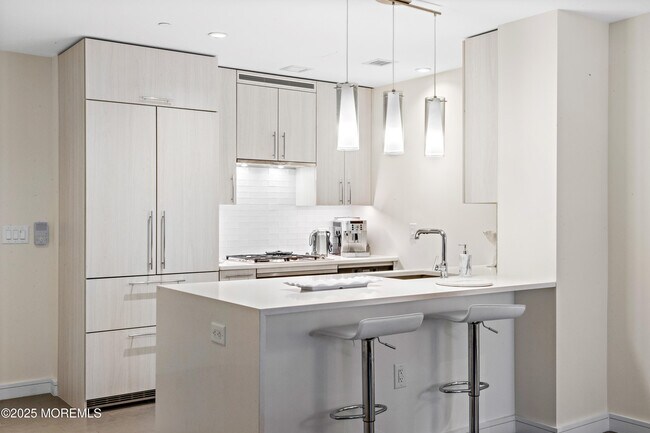 Building Photo - 15 Morris Ave