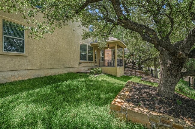 Building Photo - 26 White Magnolia Cir