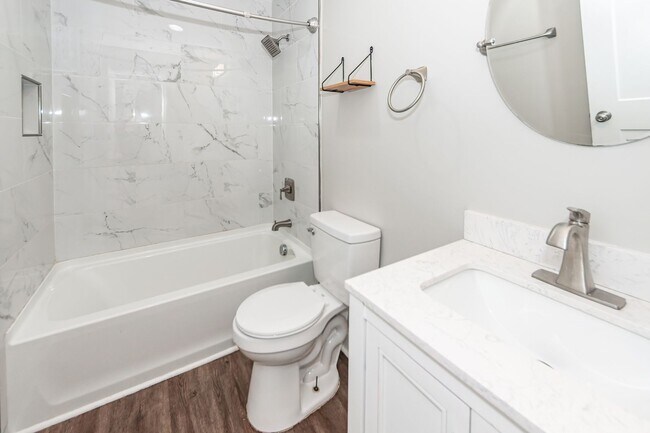 Building Photo - 3 Bedroom, 2 bathroom home in Moss Point - Ladson