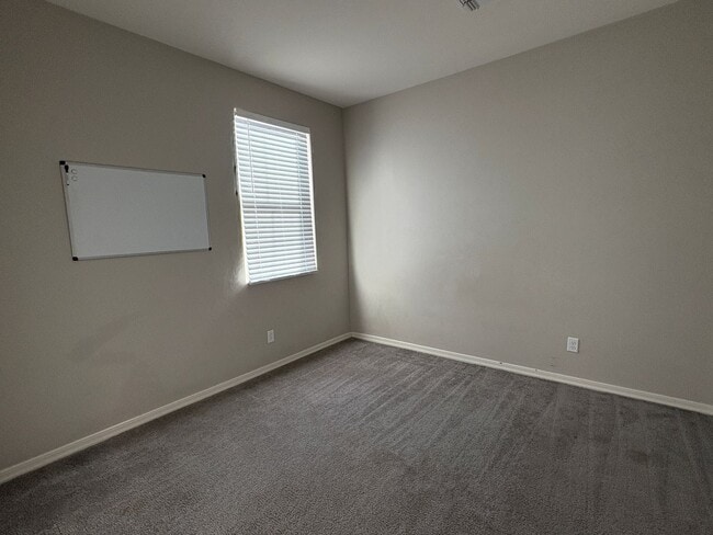 Building Photo - Northwest Beauty