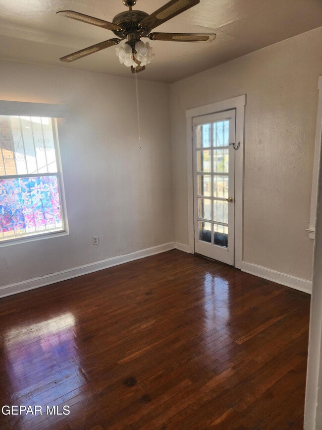 Building Photo - 4002 Hueco Ave