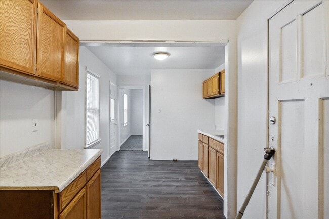 Building Photo - $1095 3 bedroom bungalow