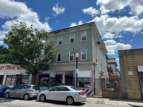 Building Photo - 3110 Washington St