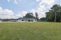 Building Photo - 2964 Old Peachtree Rd NE