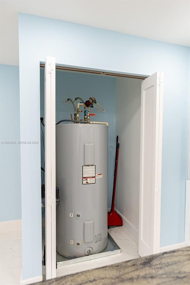 Building Photo - 13270 SW 103rd Terrace