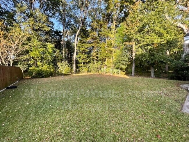 Building Photo - 120 Gazania Way