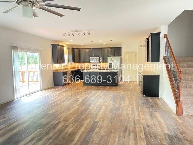 Building Photo - COMING SOON Modern 4BR Home