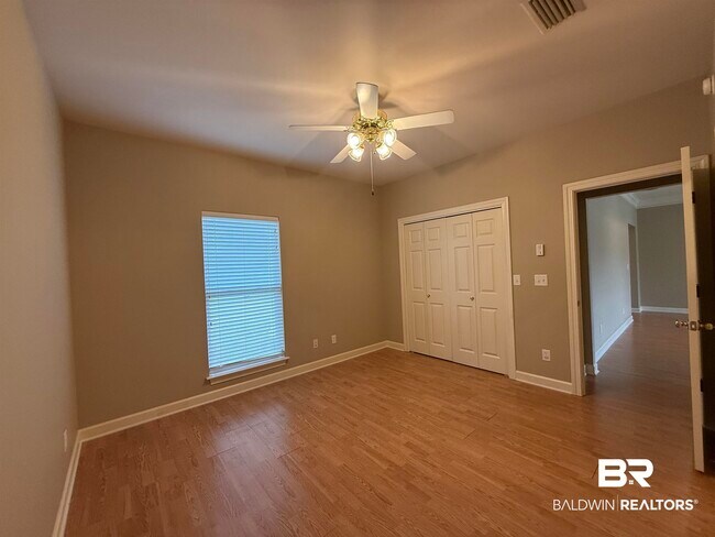 Building Photo - 9090 Pleasant Rd