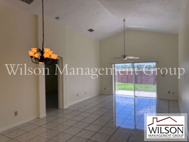Building Photo - 7872 Elmstone Cir