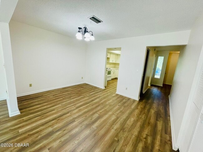 Building Photo - 112 Tomoka Meadows Blvd