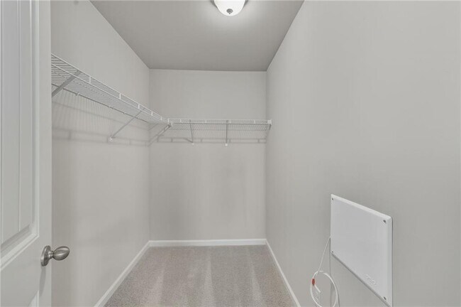 Building Photo - 6496 Crosscreek Ln