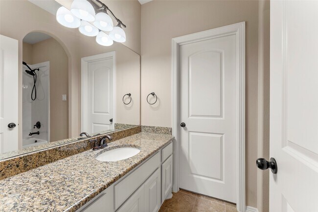 Building Photo - 66 N Bacopa Dr