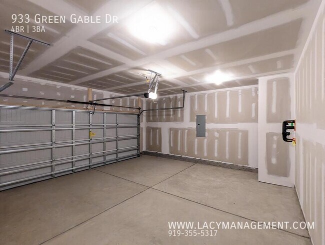 Building Photo - 933 Green Gable Dr