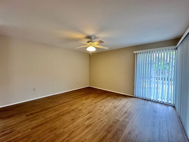 Building Photo - Beautiful 2 Bedroom in a  55+ Community of...